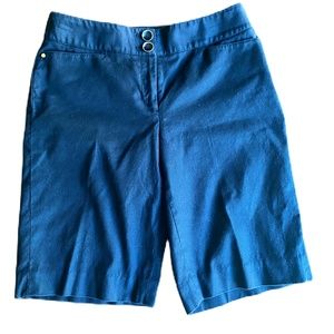 White House Black Market Bermuda shorts black 4